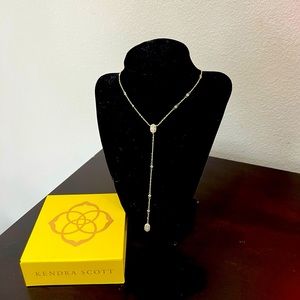 Kendra Scott drop necklace